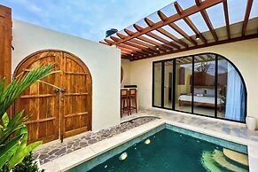 Esha Private Pool Villas by AGATA