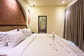 Esha Private Pool Villas by AGATA