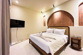 Esha Private Pool Villas by AGATA