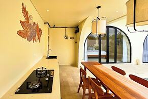 Esha Private Pool Villas by AGATA