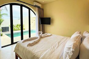 Esha Private Pool Villas by AGATA