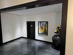 Ana Hotel and Apartments