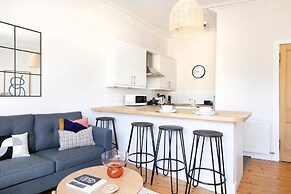 JOIVY Cosy Flat Next to Haymarket