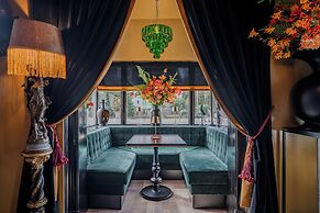 Boutique Pension Code Rosé