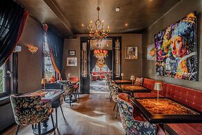 Boutique Pension Code Rosé