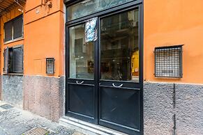 Napoli White Apartment by Wonderful Italy