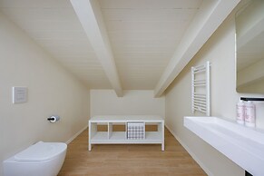 Napoli White Apartment by Wonderful Italy