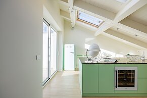 Napoli White Apartment by Wonderful Italy