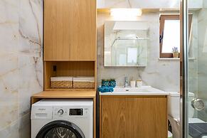 Evangelia's Residence