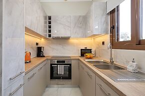 Evangelia's Residence