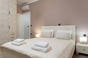 Evangelia's Residence