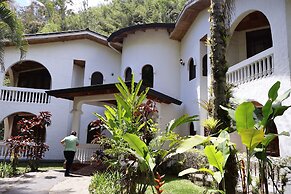 Rancho Rio Perlas Resort & Spa