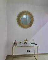 Mic - Della Apartment