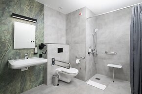 B&B HOTEL Leszno