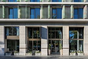 Leon Hotel & Lounge