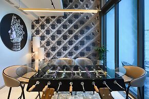 Leon Hotel & Lounge