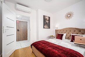 Pileckiego Residence