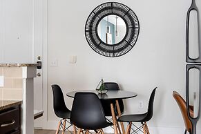 Dallashaus Near Galleria Medical City