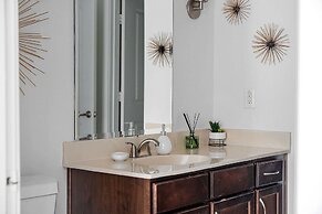 Dallashaus Near Galleria Medical City