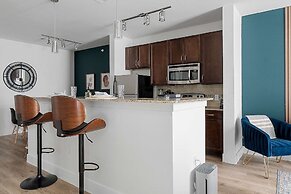 Dallashaus Near Galleria Medical City