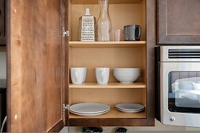 Dallashaus Near Galleria Medical City