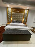 Sapphire Hotel and Apartments