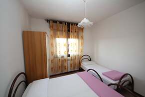 Apartment 150m From the Beach and City Centre