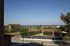 Apartment 150m From the Beach