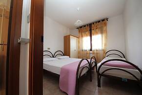 Apartment 150m From the Beach