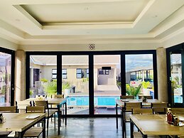 Executive Suite and Spa