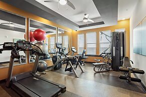 White Rock Lakewood Hideaway Pet-friendly Pool