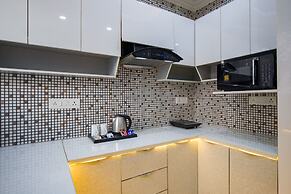 Alaya Stays Miyabi Executive Suite, Elegant 1-BHK Suite With Common Po