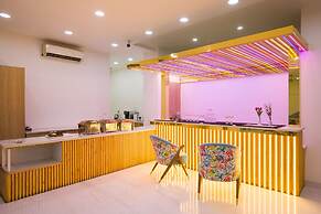 Alaya Stays Miyabi Executive Suite, Elegant 1-BHK Suite With Common Po