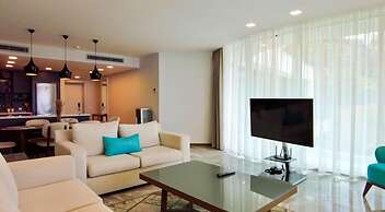 Private Sea-View Residence