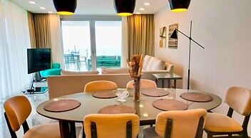 Private Sea-View Residence