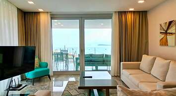 Private Sea-View Residence