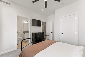 Sand Cove Retreat 5 Bedroom Townhouse