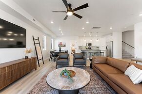 Sand Cove Retreat 5 Bedroom Townhouse