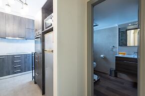 2-bedroom Retreat Just Steps From the Sea