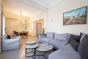 2-bedroom Retreat Just Steps From the Sea