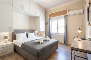 2-bedroom Retreat Just Steps From the Sea