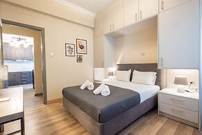 2-bedroom Retreat Just Steps From the Sea