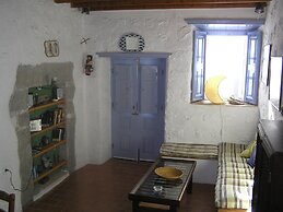 Traditional 2 Bd Chora House Patmos