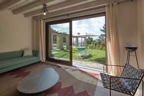 Mirandola Suites