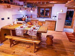 Modern Family Chalet Stunning Mountain