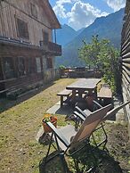 Modern Family Chalet Stunning Mountain