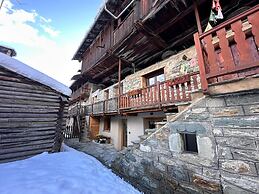 Modern Family Chalet Stunning Mountain
