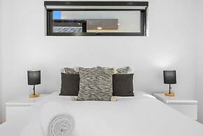 La Perla 2br2ba Home w Private Pool Patio BBQ