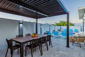La Perla 2br2ba Home w Private Pool Patio BBQ