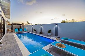 La Perla 2br2ba Home w Private Pool Patio BBQ